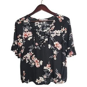 American Eagle Black Floral Lace-Up Boho Blouse Small Short Sleeve